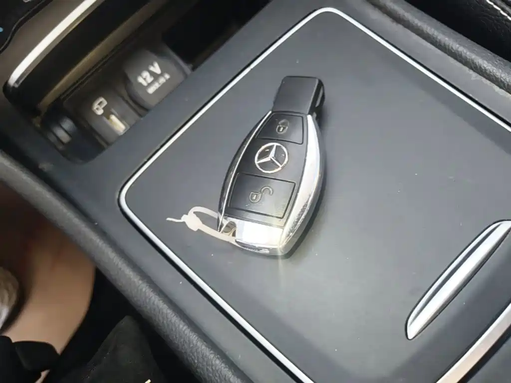 Mercedes-Benz GLA — фото 8