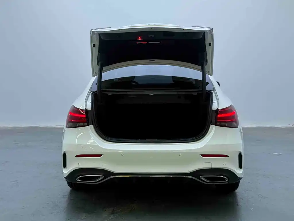 Mercedes-Benz A-Class — фото 13