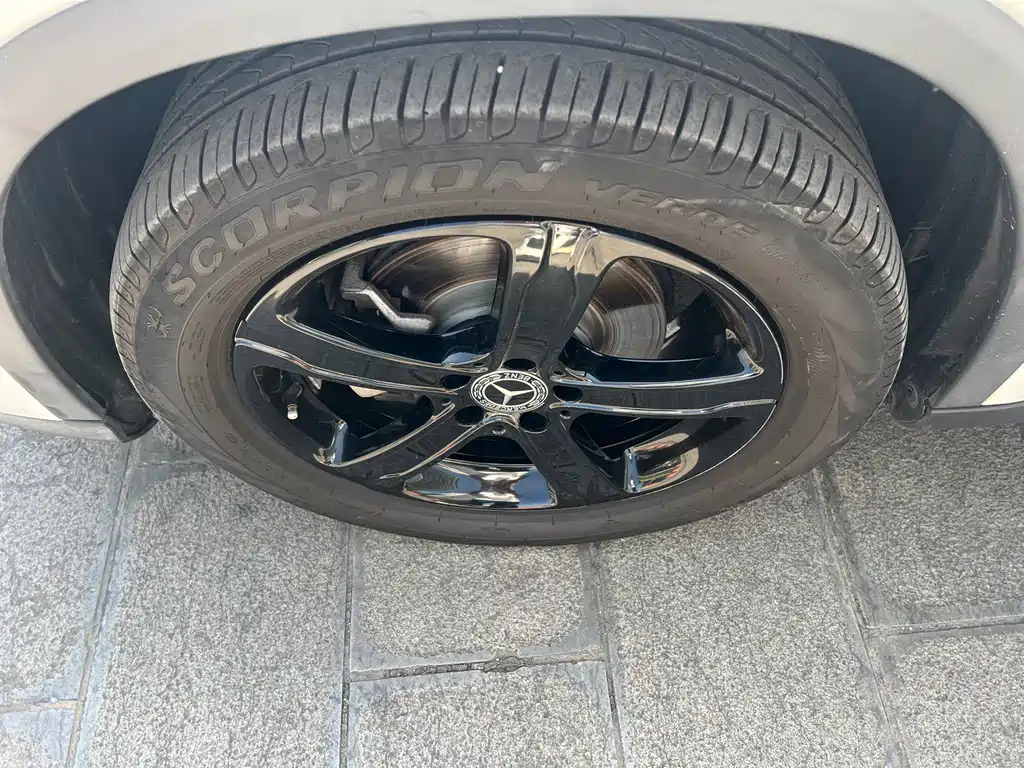 Mercedes-Benz GLA — фото 11