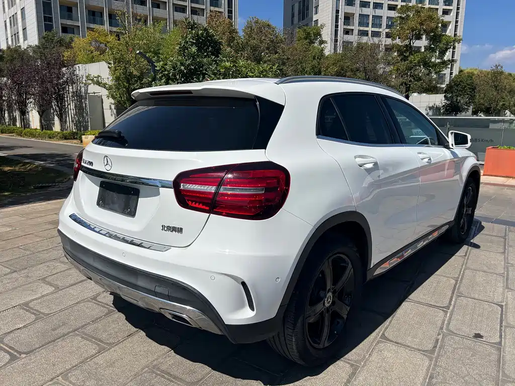 Mercedes-Benz GLA — фото 15