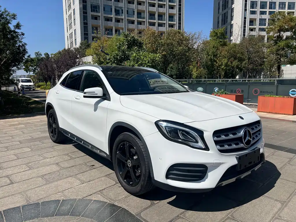 Mercedes-Benz GLA — фото 3