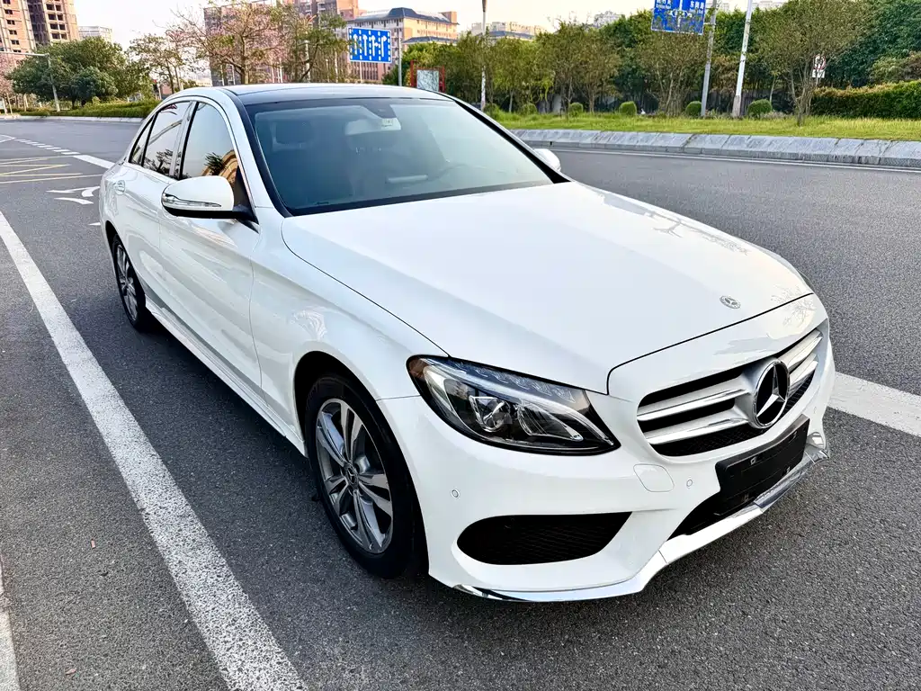 Mercedes-Benz C-Class — фото 3