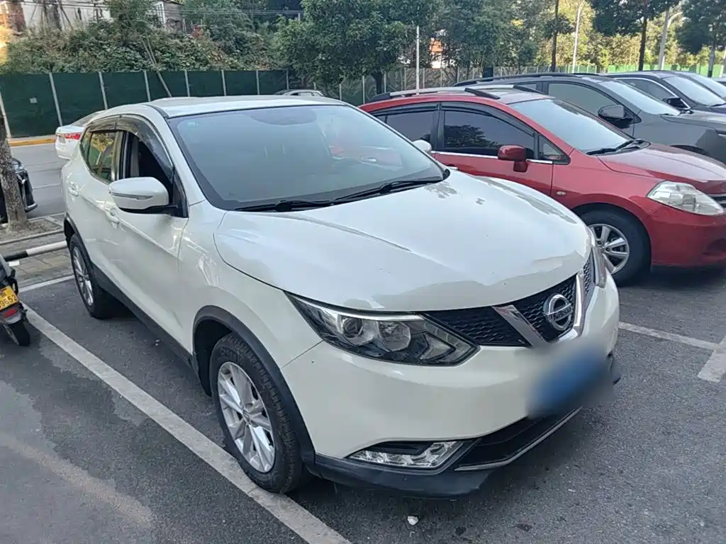 Nissan Qashqai — фото 3