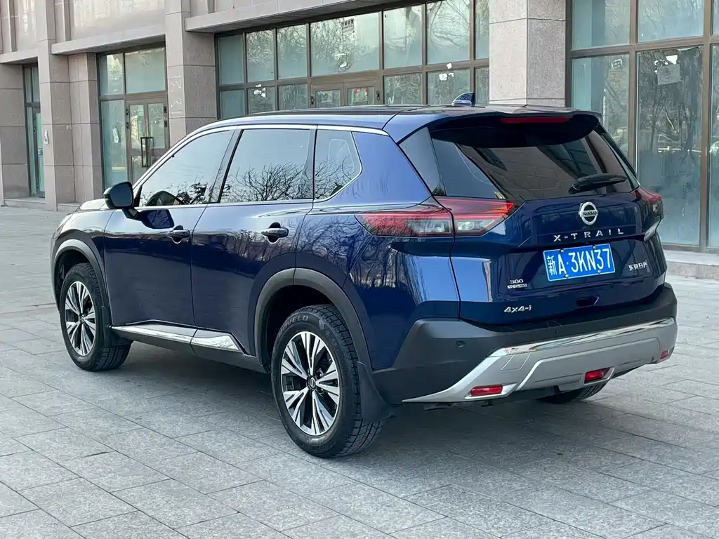 Nissan X-Trail — фото 9