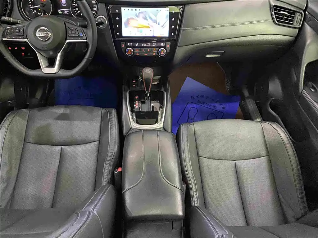 Nissan X-Trail — фото 10