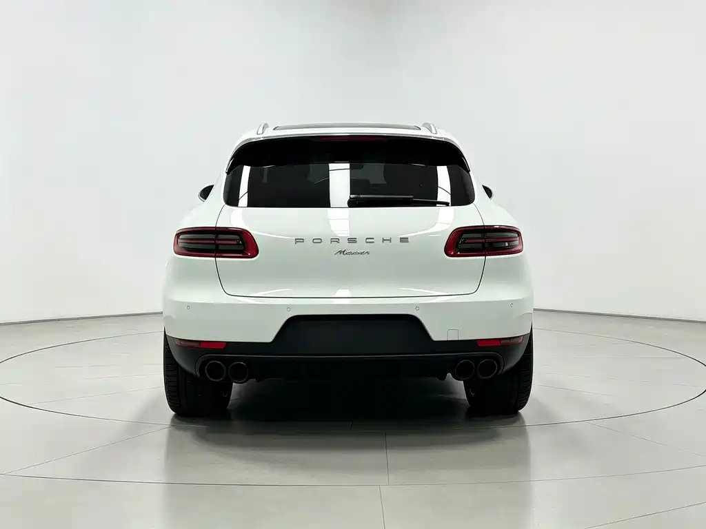 Porsche Macan — фото 8