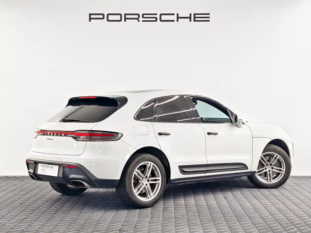 Porsche Macan — фото 7
