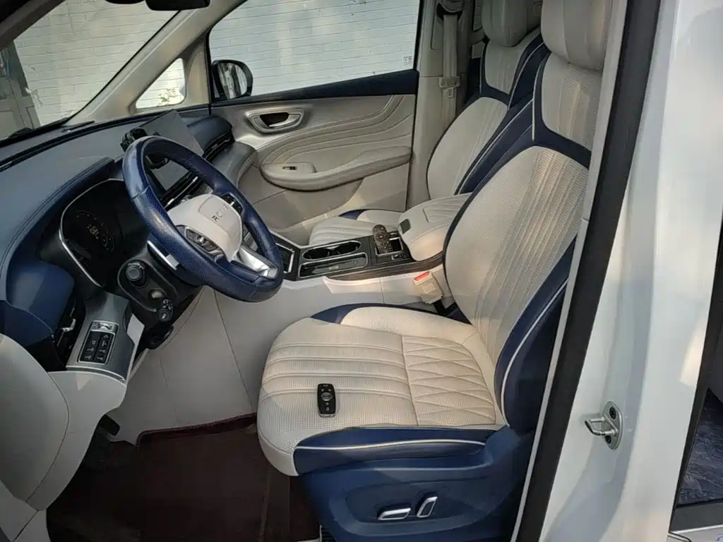 Roewe iMAX8 — фото 14