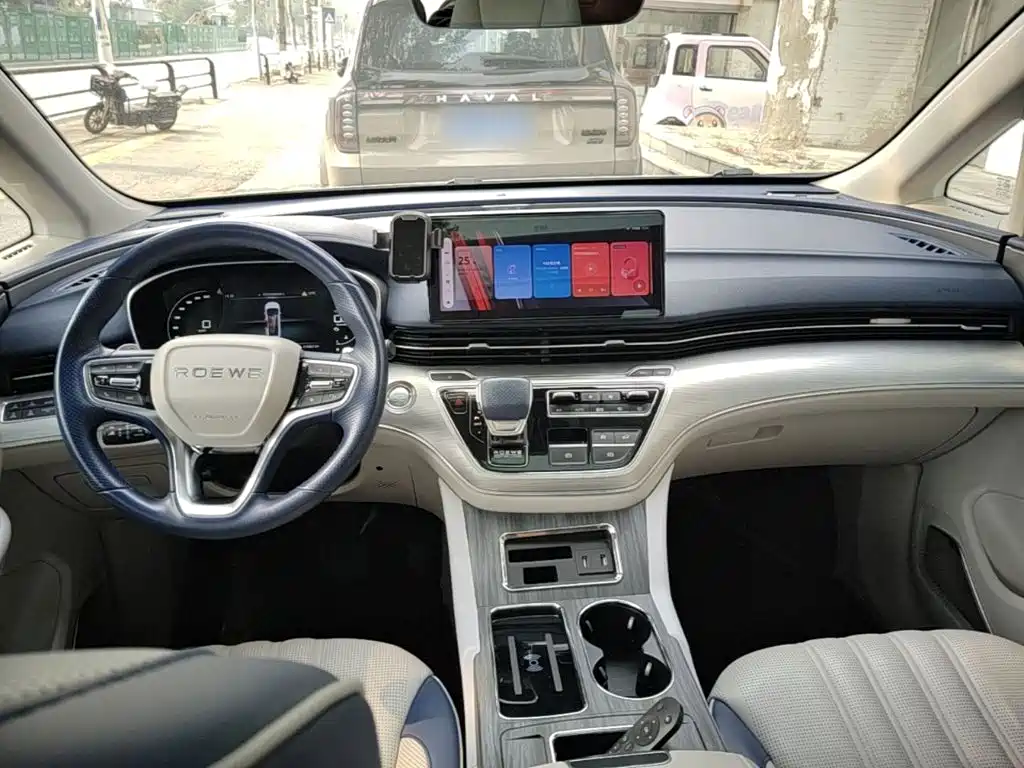 Roewe iMAX8 — фото 9