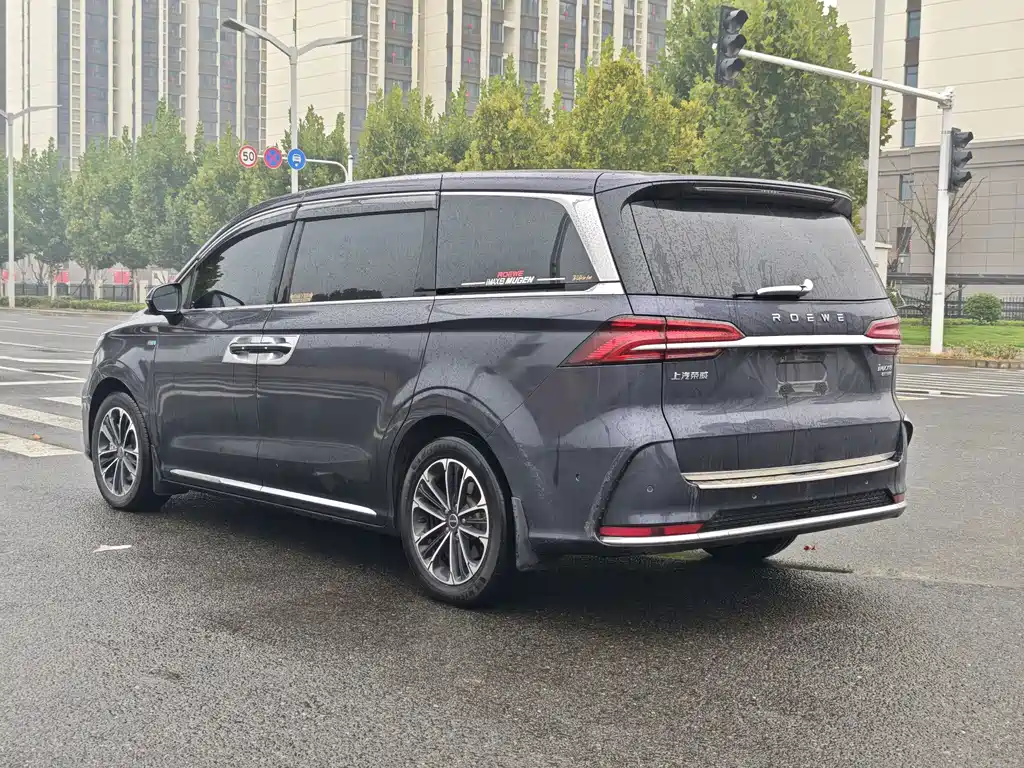 Roewe iMAX8 — фото 10