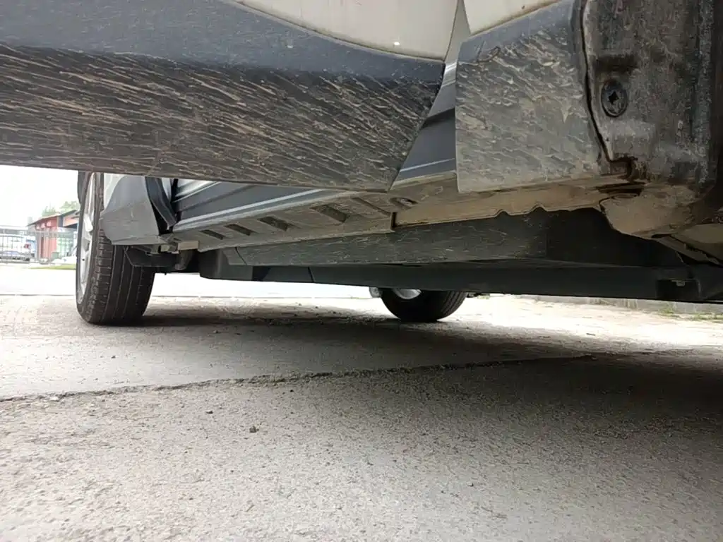 Toyota RAV4 — фото 21
