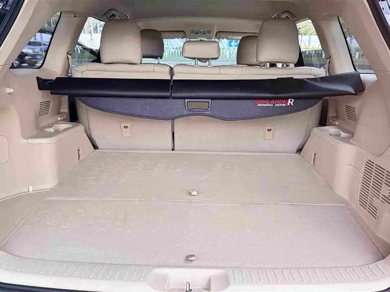 Toyota Highlander — фото 15