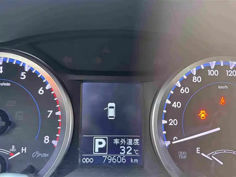 Toyota Highlander — фото 10