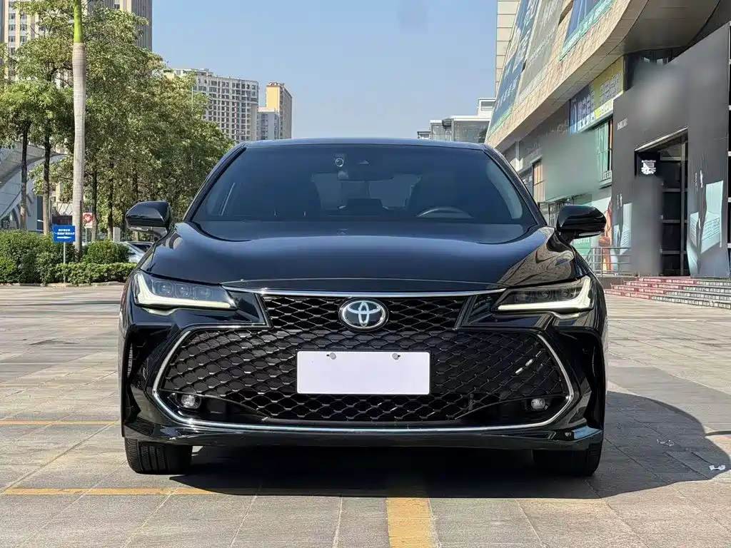 Toyota Avalon — фото 16