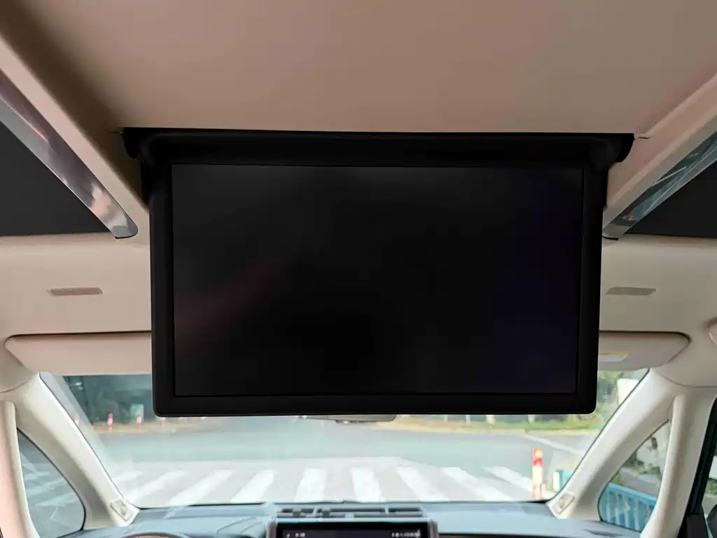 Toyota Vellfire — фото 25