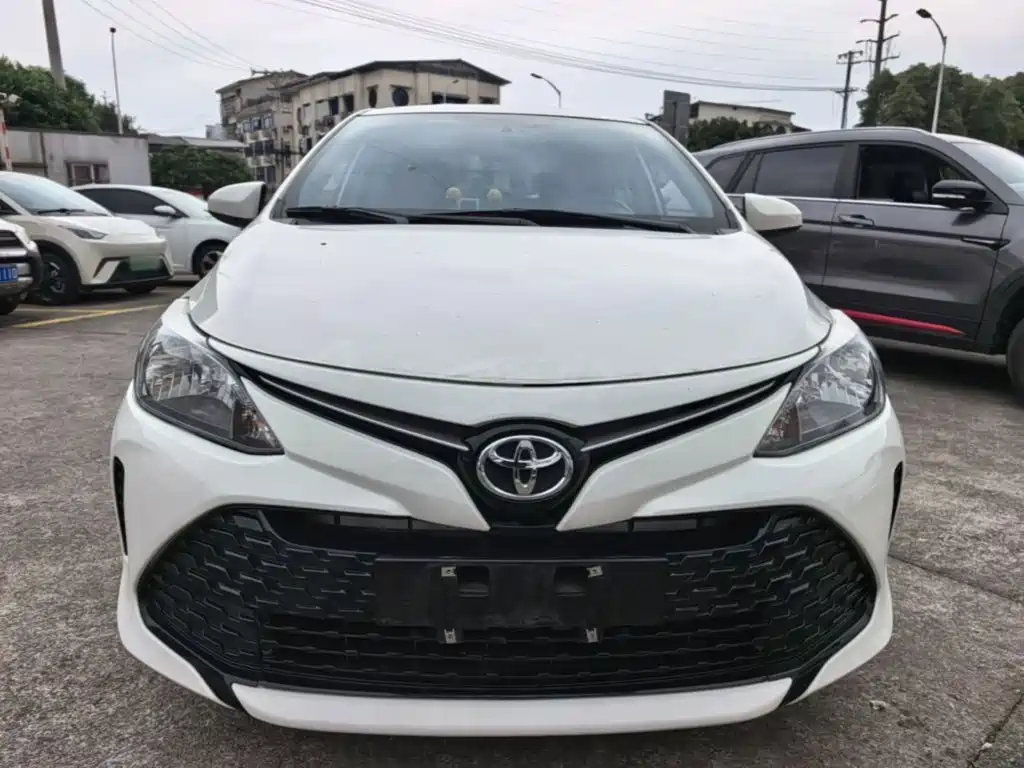 Toyota Vios FS — фото 2