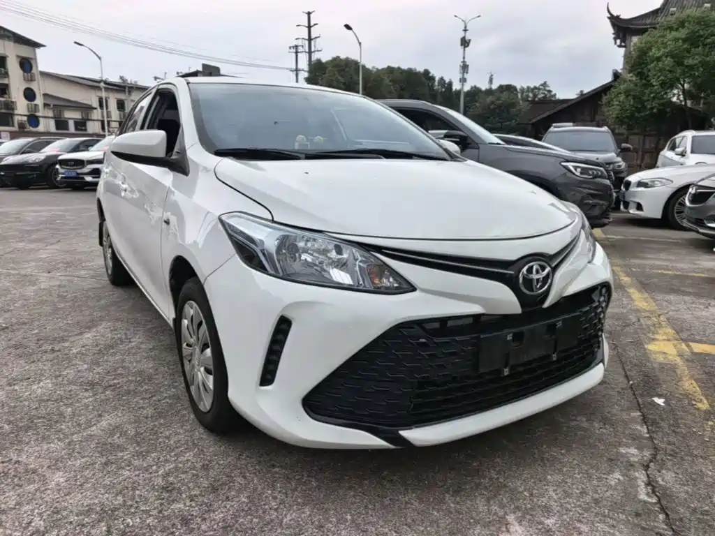 Toyota Vios FS — фото 3
