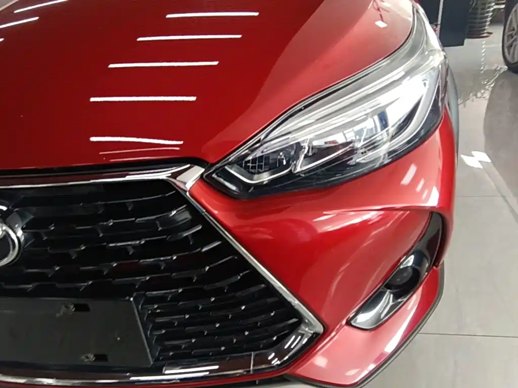Toyota Yaris L — фото 23