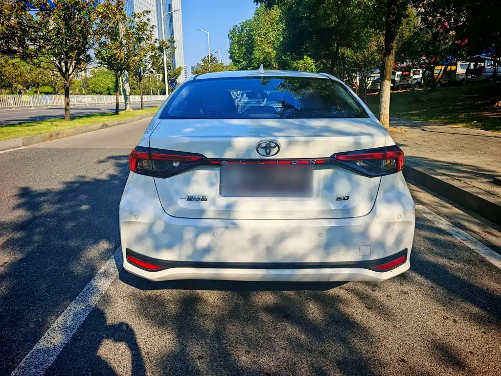 Toyota Allion — фото 7