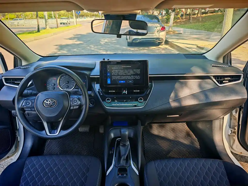 Toyota Allion — фото 10
