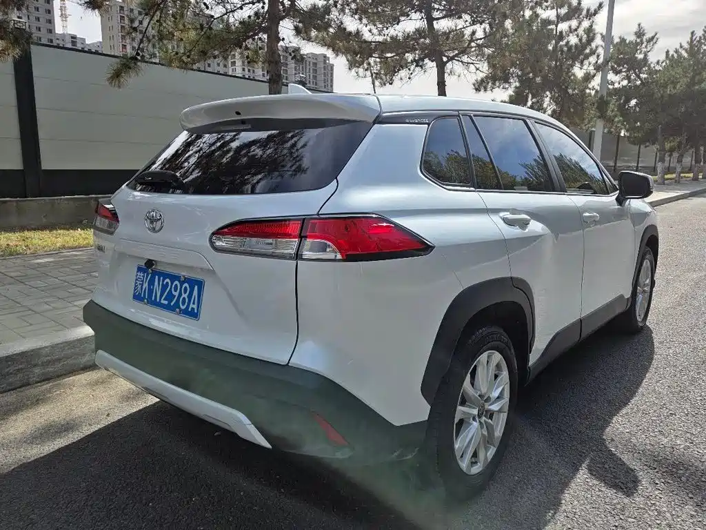 Toyota Corolla Cross — фото 4