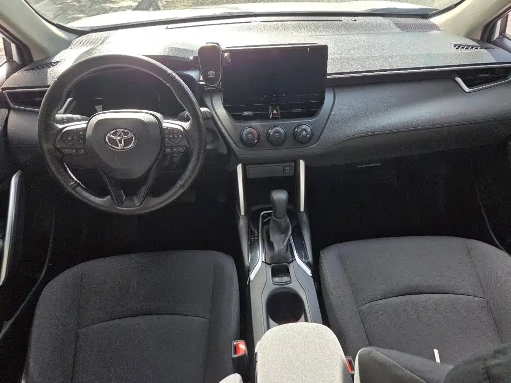 Toyota Corolla Cross — фото 7