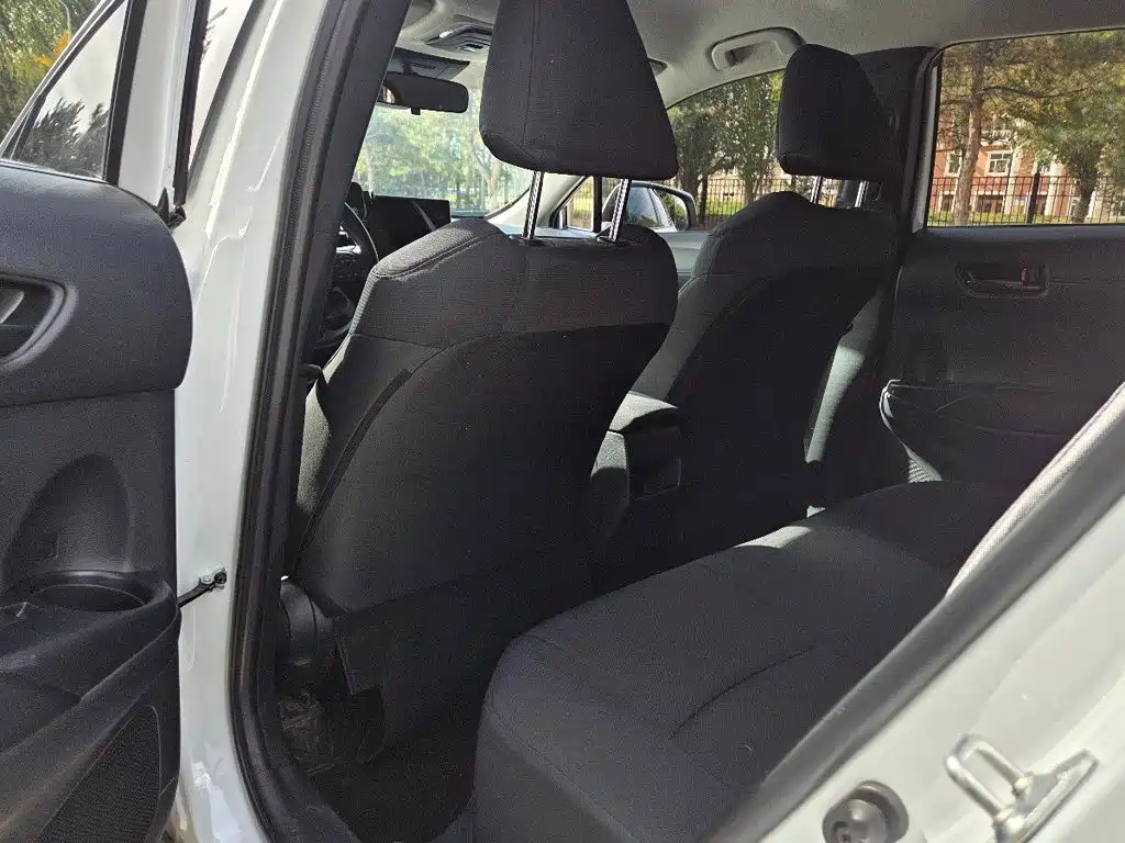 Toyota Corolla Cross — фото 9