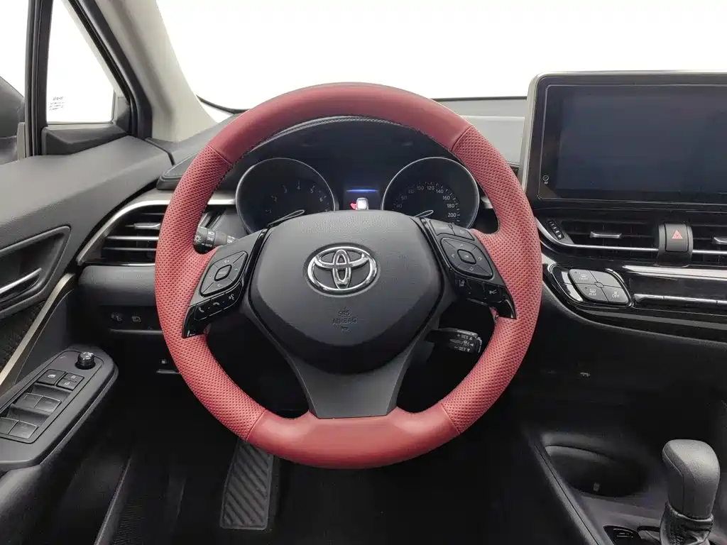 Toyota IZOA — фото 11
