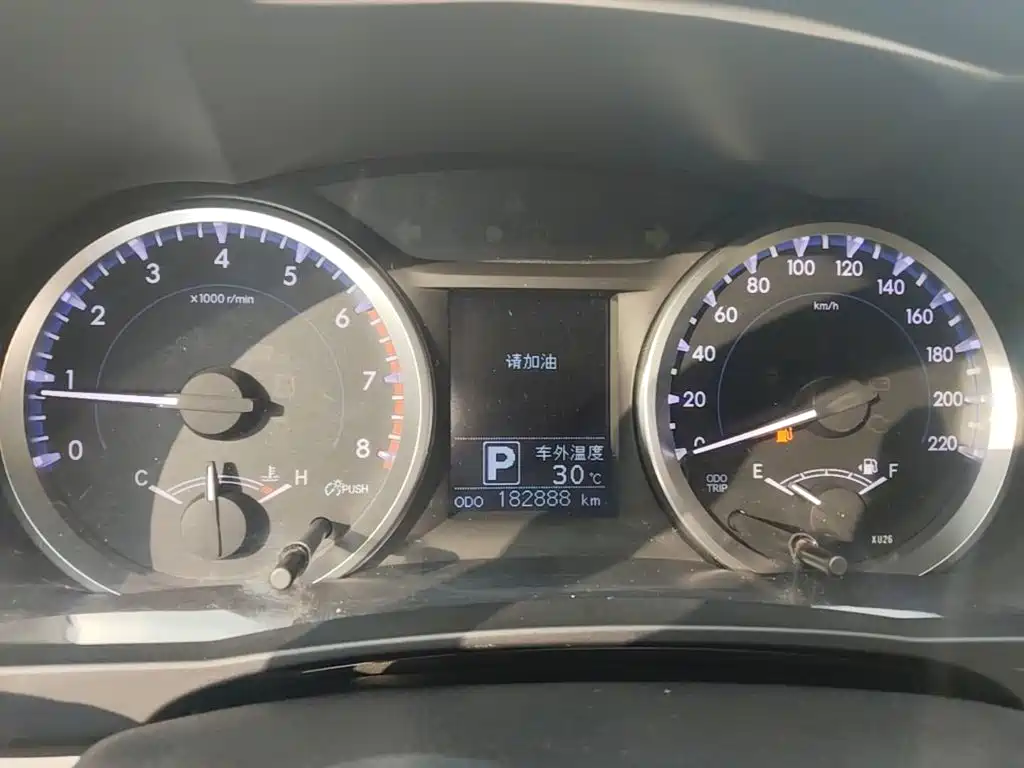 Toyota Highlander — фото 11