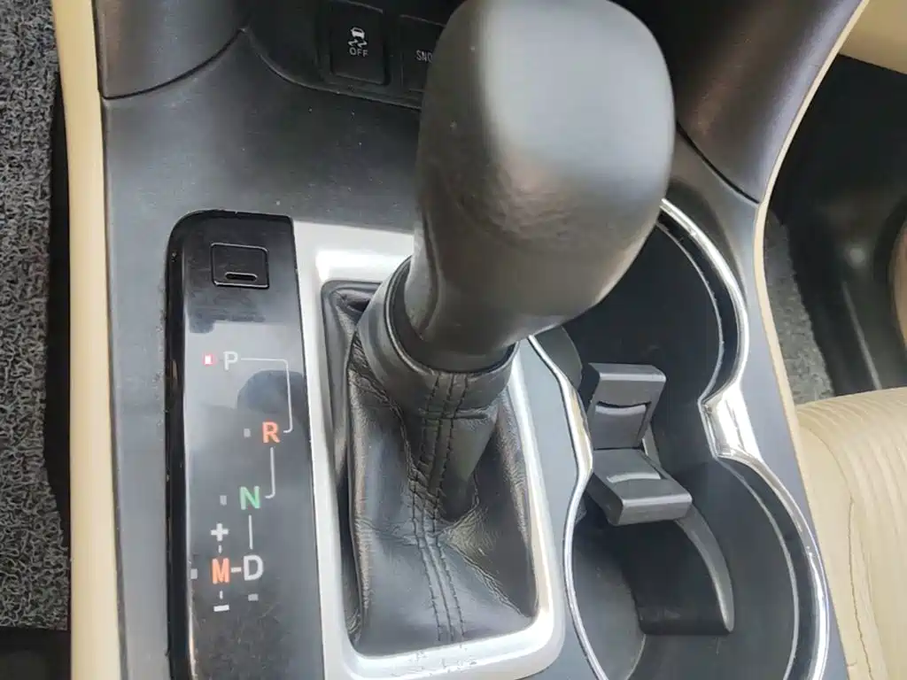 Toyota Highlander — фото 13