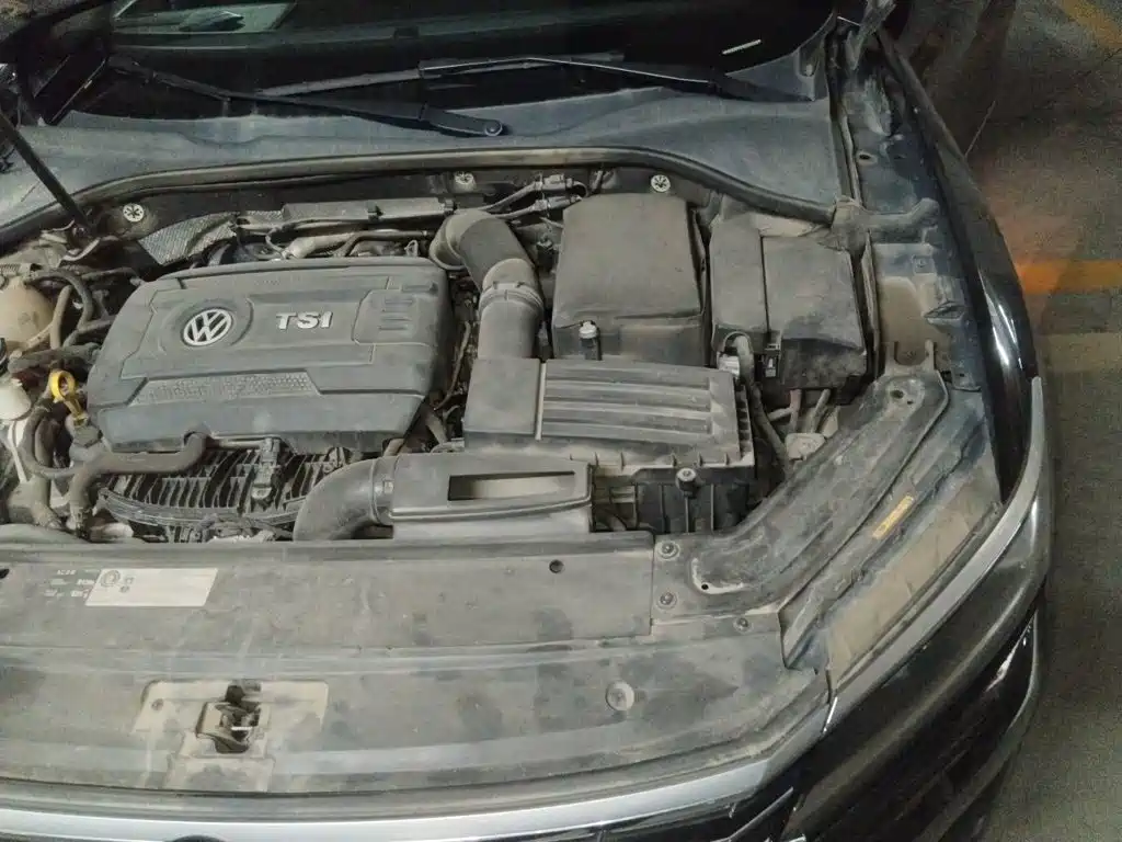 Volkswagen Passat — фото 19