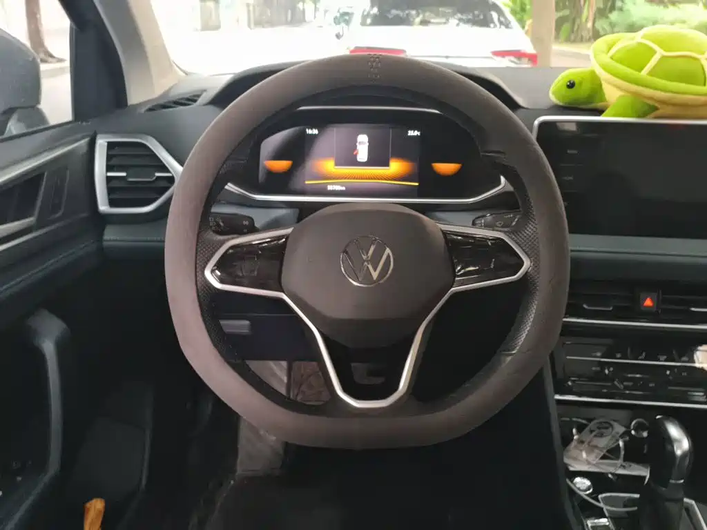 Volkswagen Tharu — фото 6
