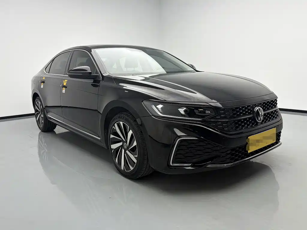 Volkswagen Passat — фото 3