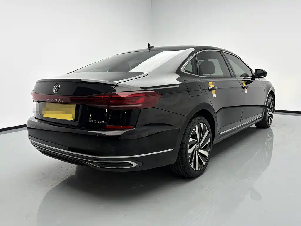 Volkswagen Passat — фото 4