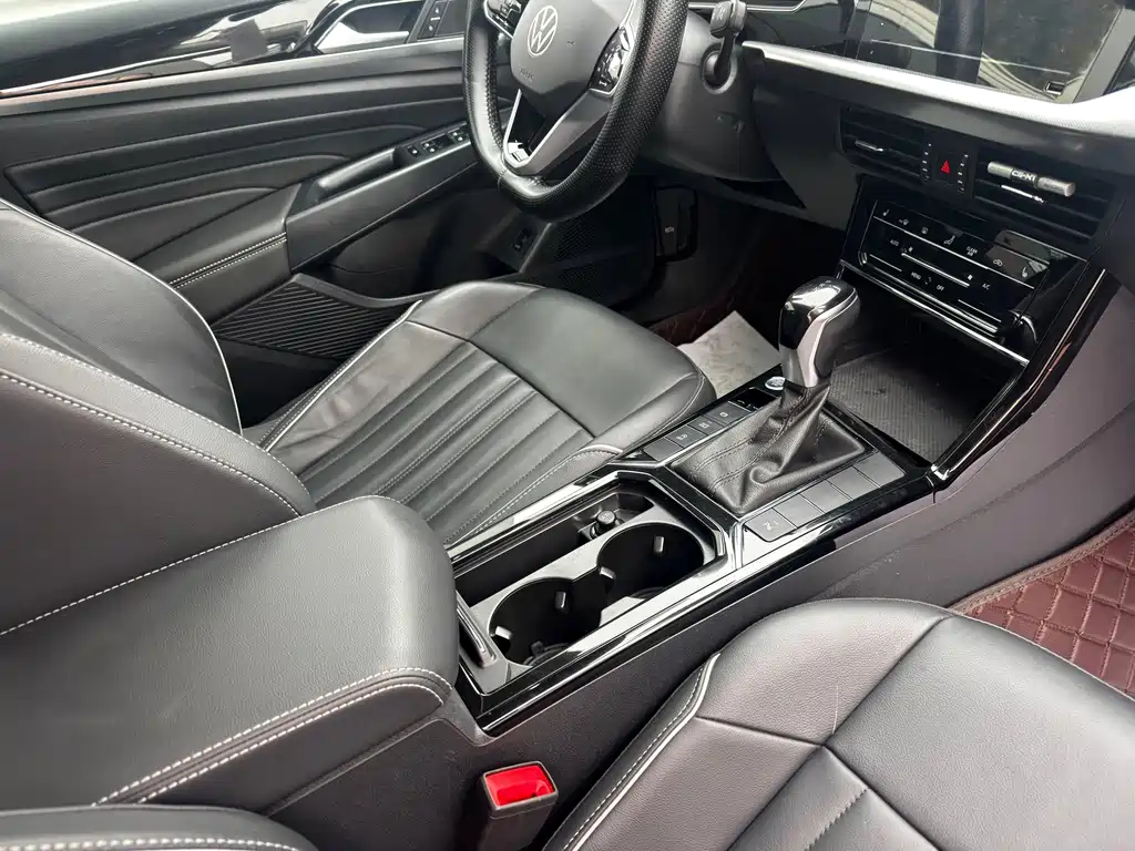Volkswagen Passat — фото 7