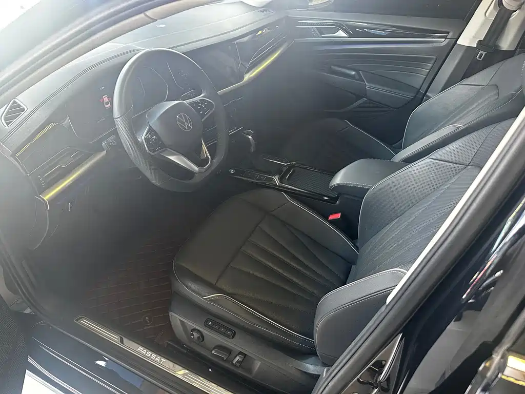 Volkswagen Passat — фото 7