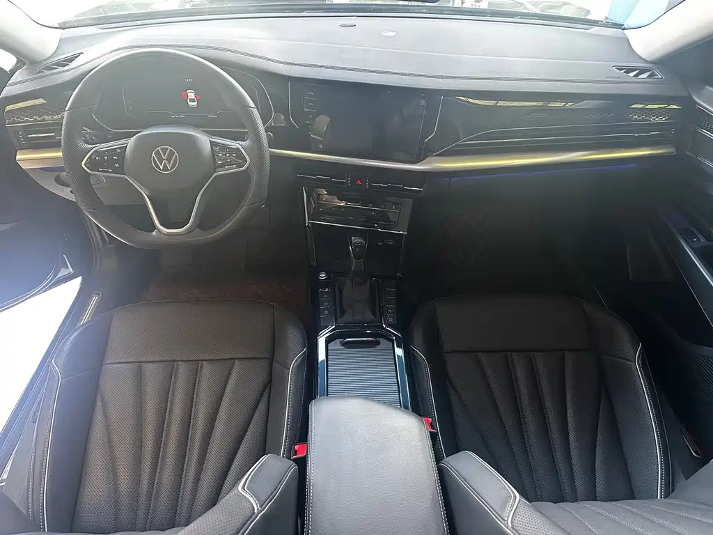 Volkswagen Passat — фото 9