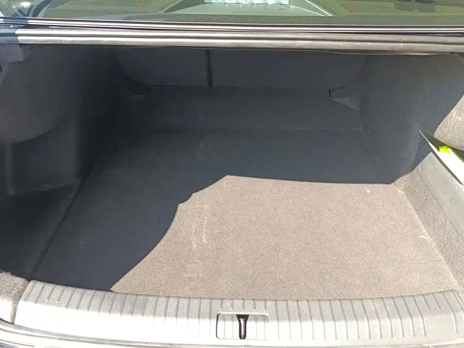Volkswagen Passat — фото 4