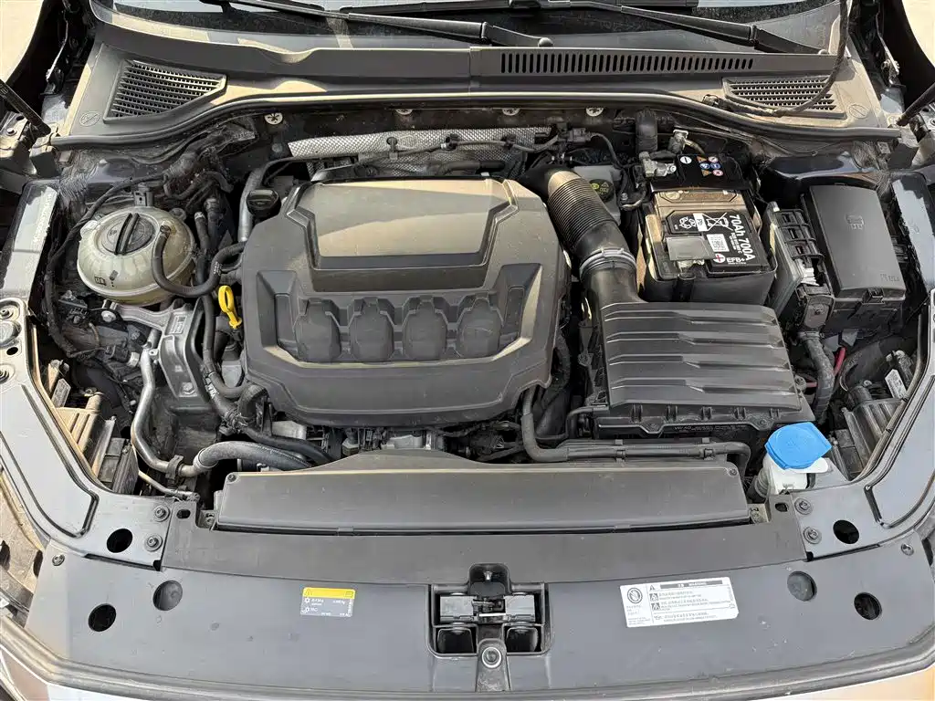 Volkswagen Passat — фото 21