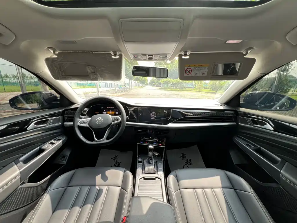 Volkswagen Passat — фото 10