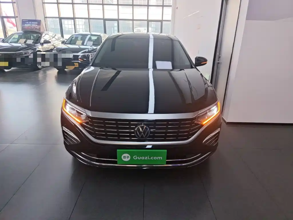 Volkswagen Passat — фото 3