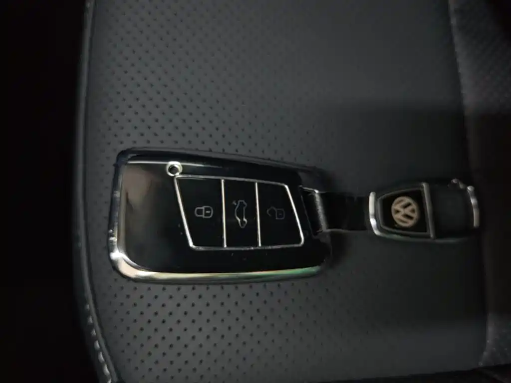 Volkswagen Passat — фото 9