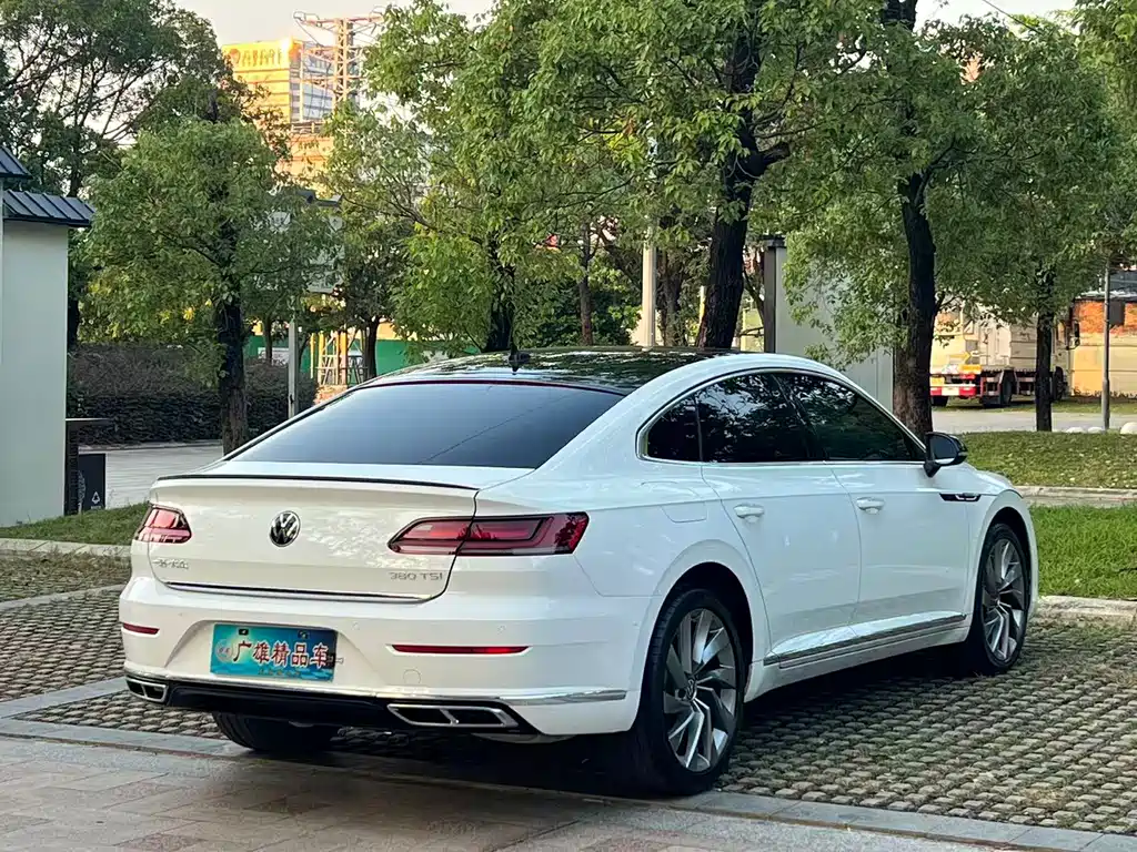 Volkswagen CC — фото 2