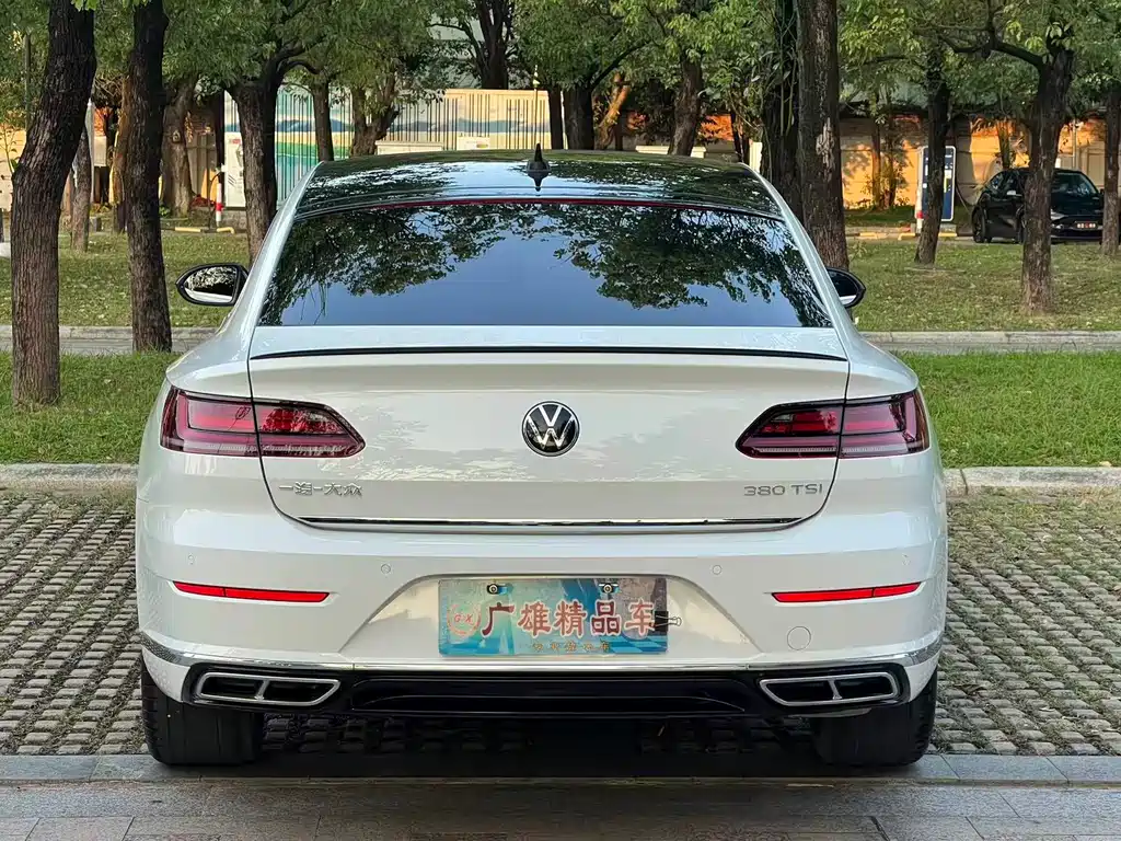 Volkswagen CC — фото 6