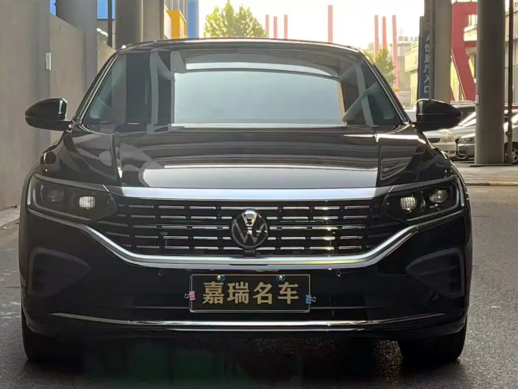 Volkswagen Passat — фото 2