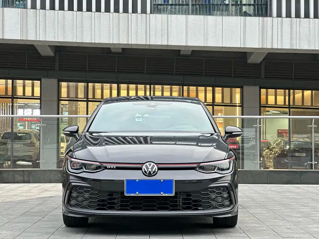Volkswagen Golf GTI — фото 2
