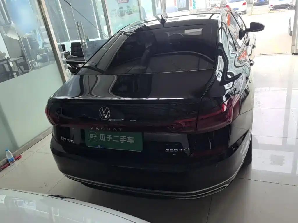 Volkswagen Passat — фото 5