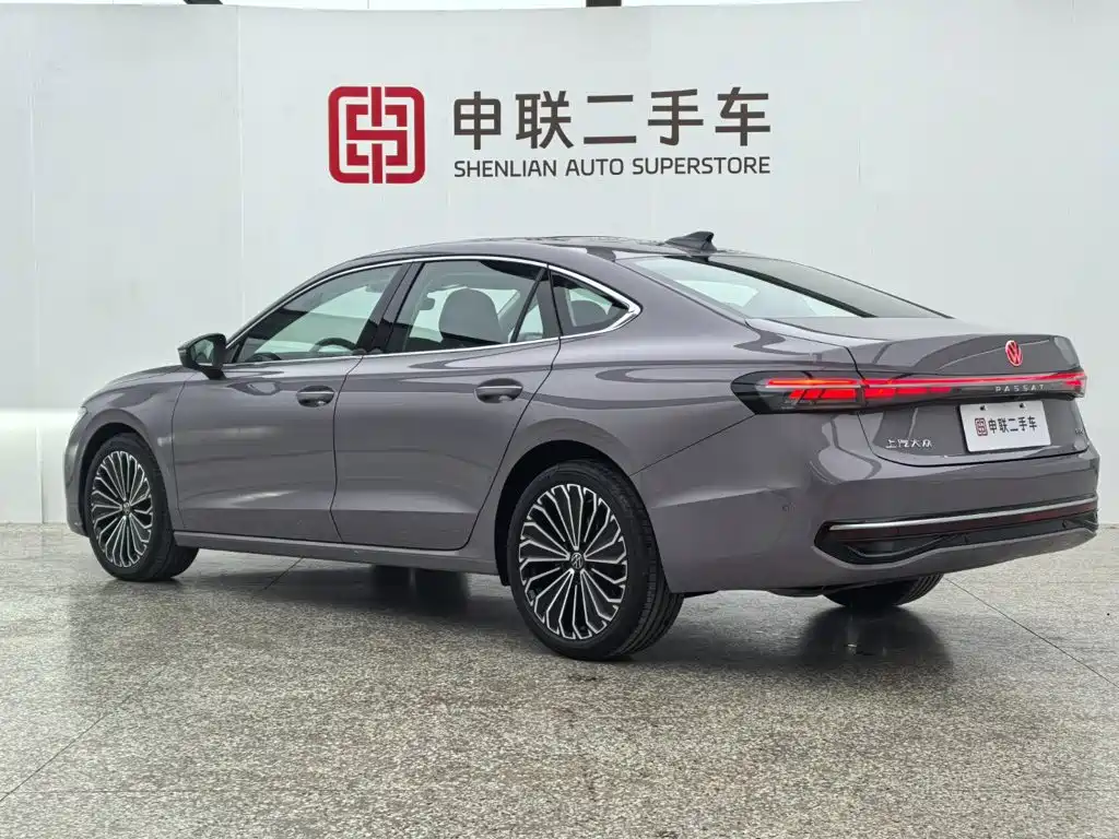Volkswagen Passat — фото 2
