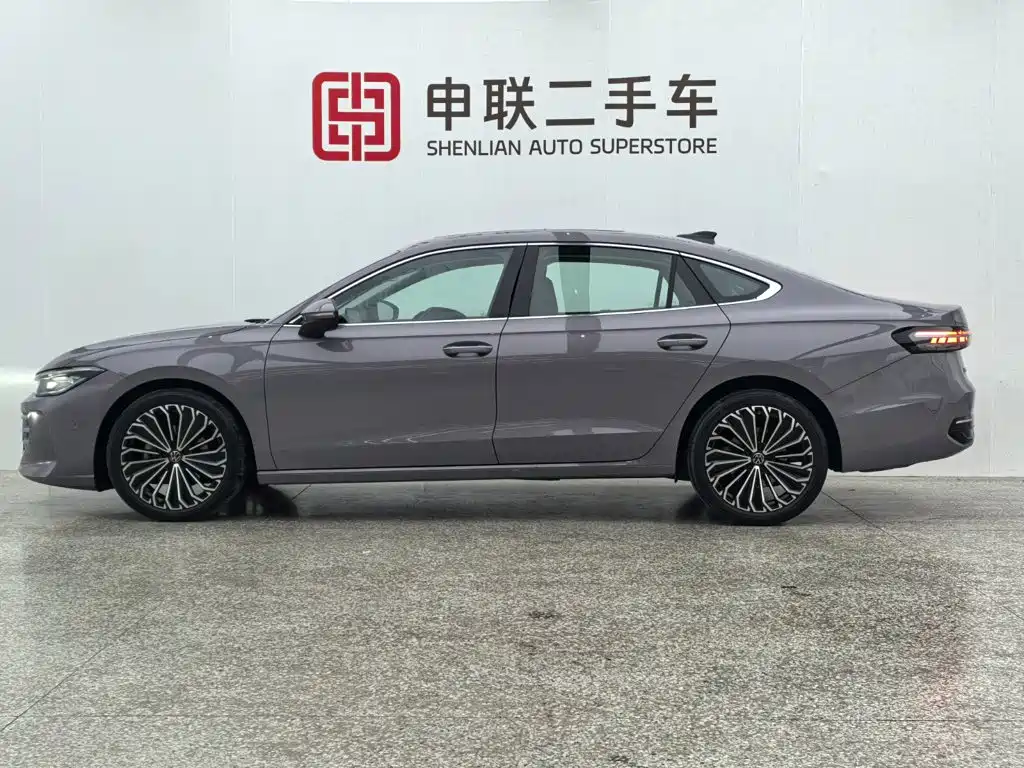 Volkswagen Passat — фото 3