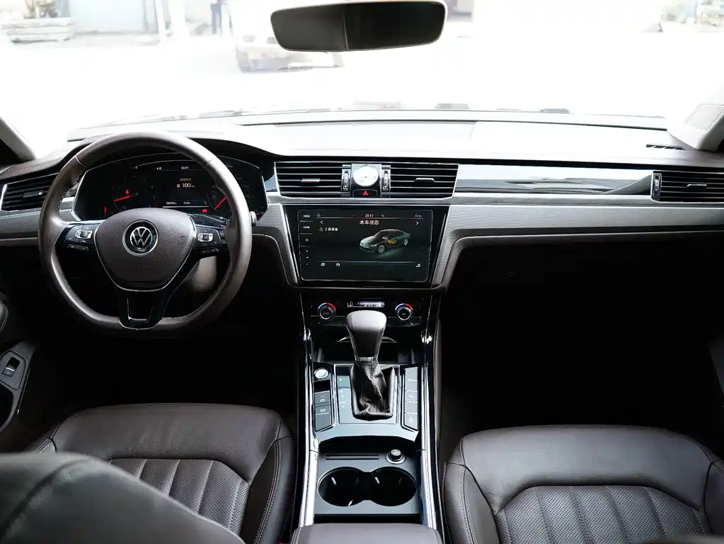 Volkswagen Phideon — фото 5
